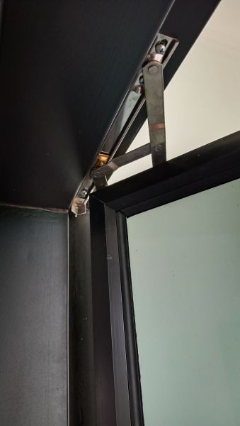 Cost of Pivot Window Replacement in Everett